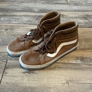 Men’s Brown high top vans